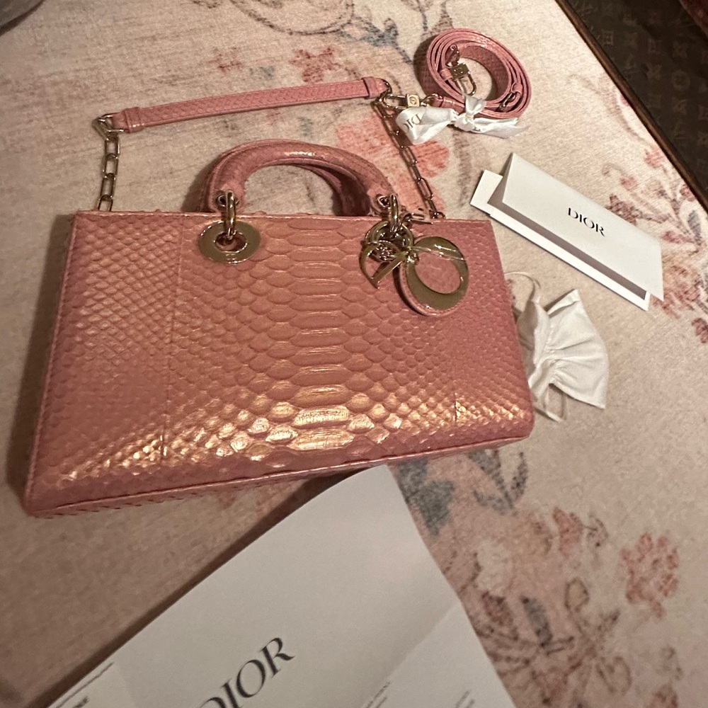 Christian Dior - Picture 3 of 5